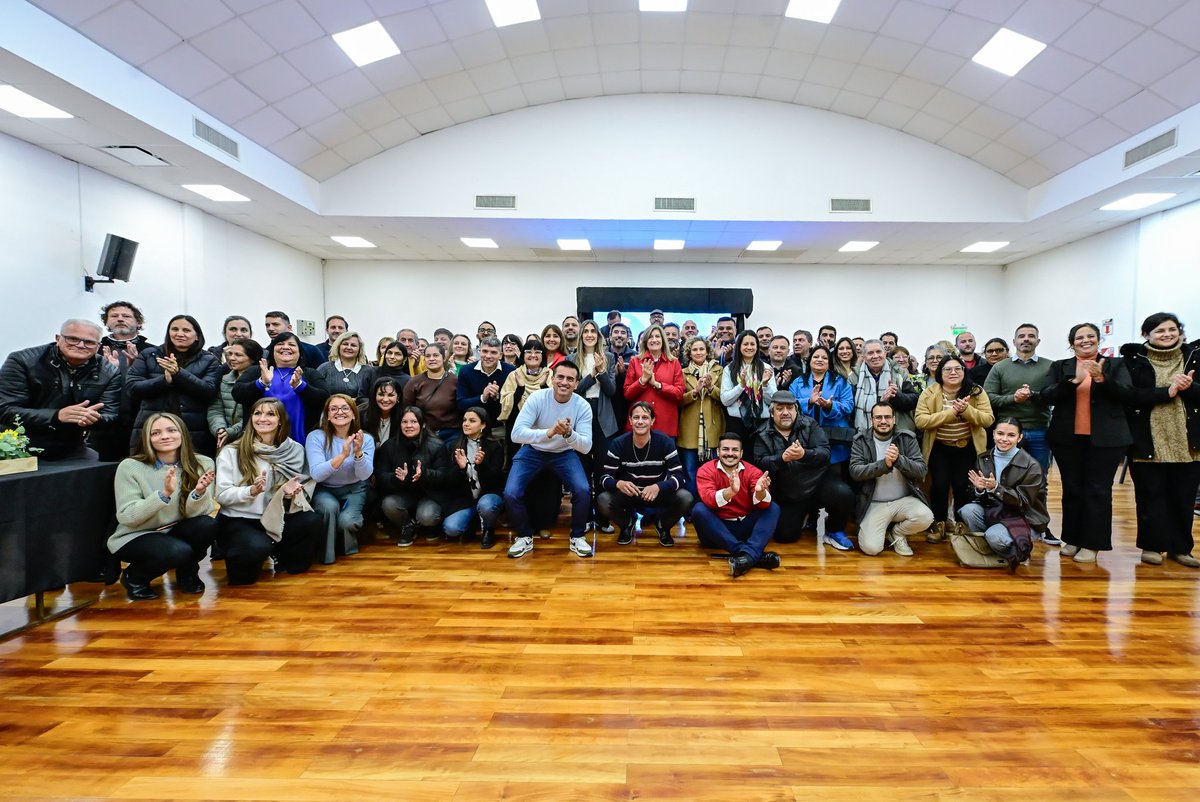 caceresergio's tweet photo. En Villaguay participamos del encuentro de la Liga de Intendentes Justicialistas y la Liga de Concejales Justicialistas.

Un espacio para debatir, escuchar y construir una agenda común pensando en el presente y el futuro de nuestras ciudades y de Entre Ríos. ✌🏼 https://t.co/tjkPtgKG5j