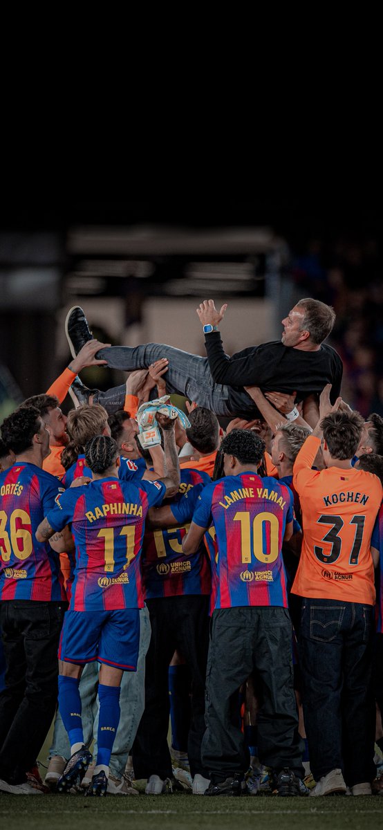 SAM5F's tweet photo. CHAMPIONS. 💙🏆❤️🏆 https://t.co/VAX9btEzXh