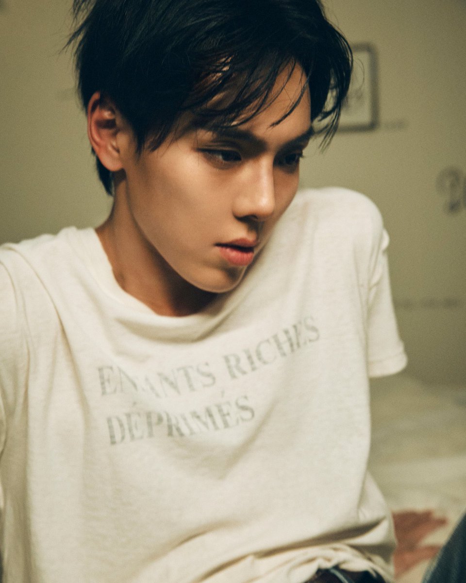laforetdeshw's tweet photo. 뾰족어깨 https://t.co/csKYBjR5sj