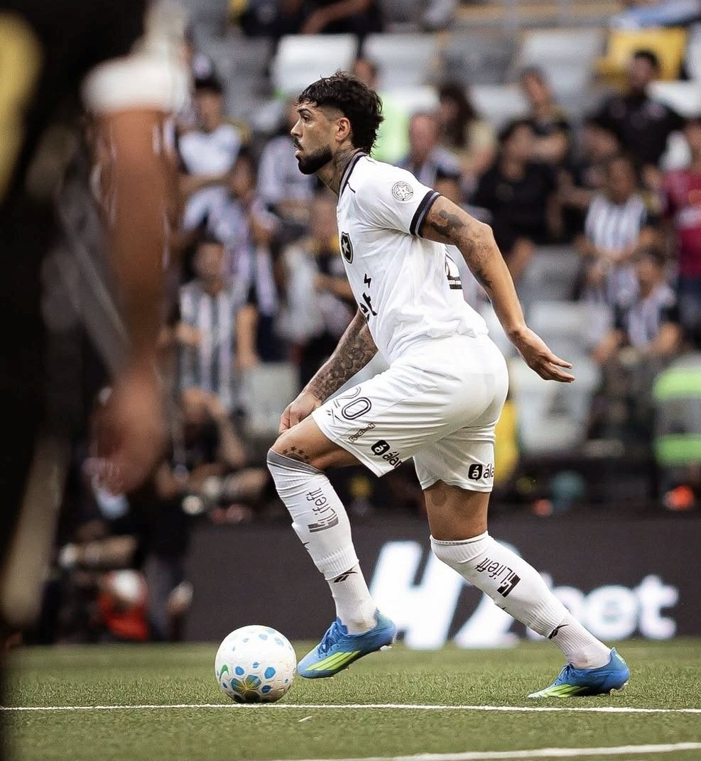 SoccerButtsArg tweet media