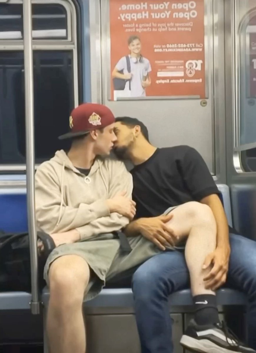 men loving men (@mlmpicz2) on Twitter photo 