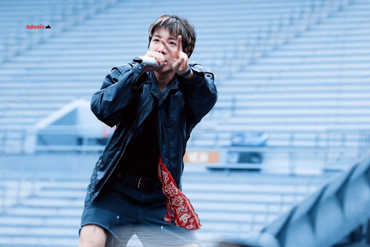 아도니스 Adonis 💫 tweet media