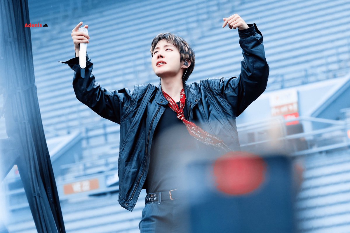 아도니스 Adonis 💫 tweet media