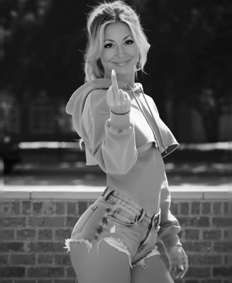 Alix tweet media