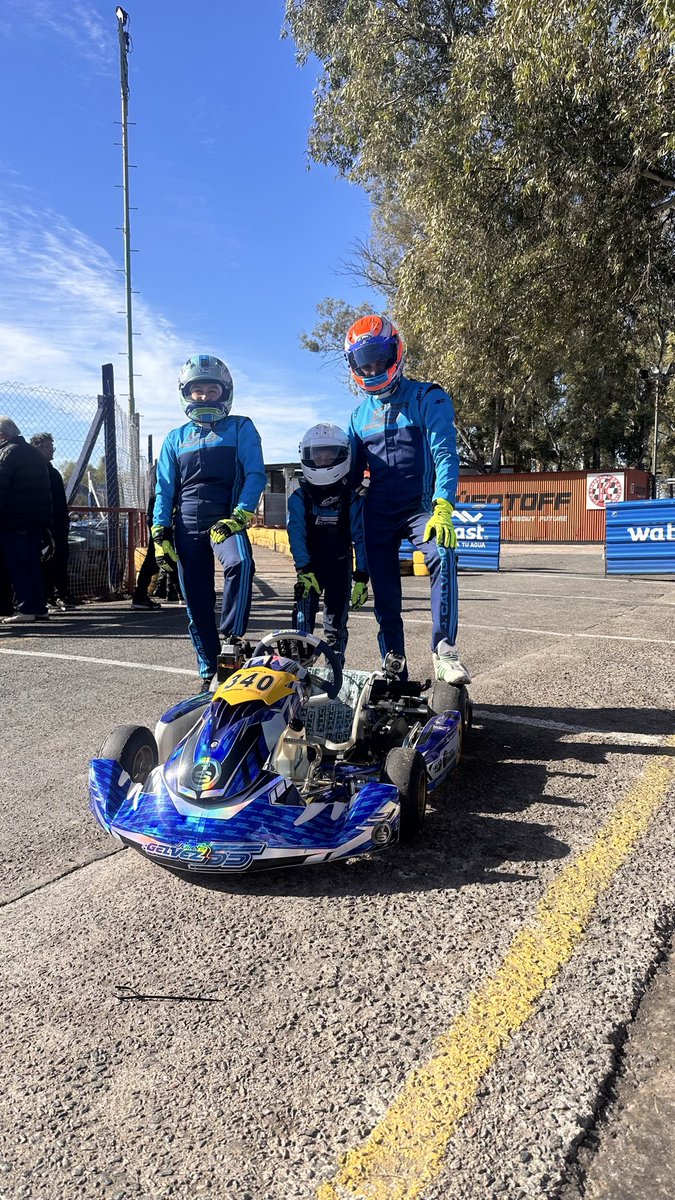 GelvezRacing's tweet photo. El team https://t.co/s1OnC5hunQ