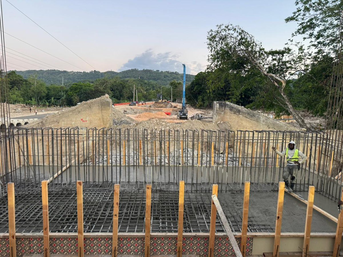 Ministerio de Obras Públicas y Comunicaciones tweet media