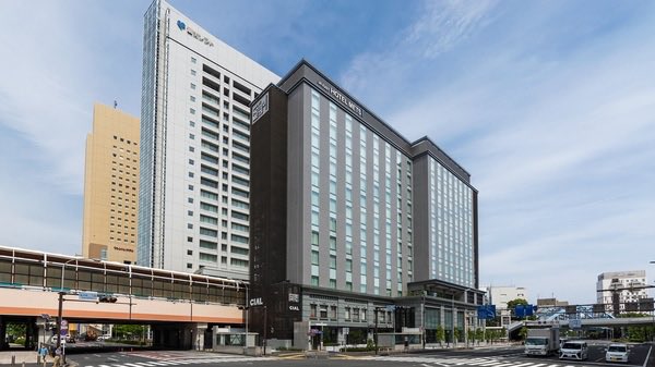 miicosann's tweet photo. 横浜のコスパ最強ホテルはここ…。全室おふろトイレ別なうえ、駅徒歩１分＆観光アクセス抜群なのに1人5,450円～(2名1室) https://t.co/cP5R1bN1mb