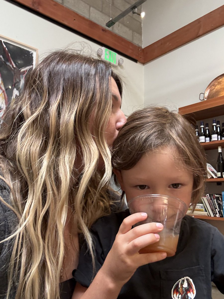 Allie tweet media