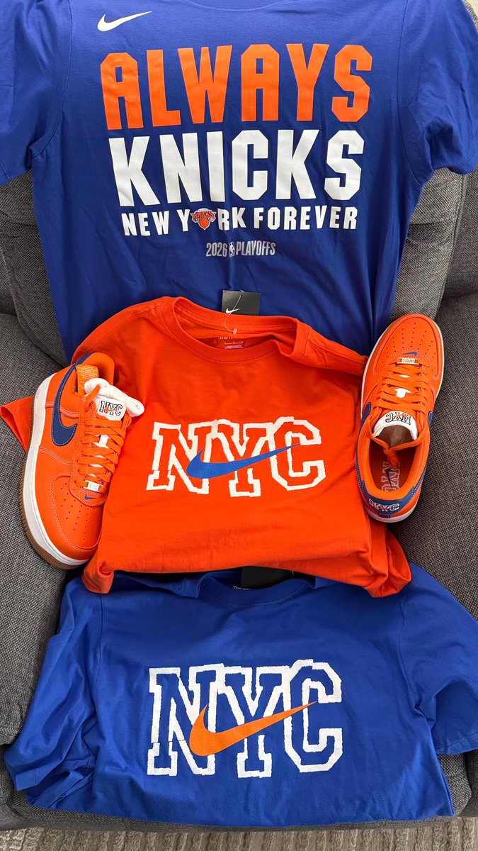 JustFreshKicks tweet media