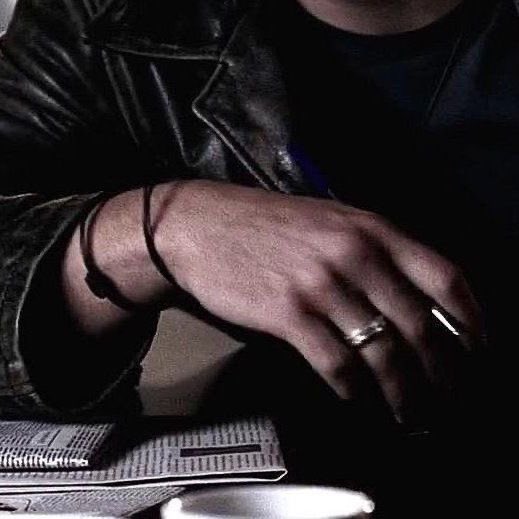 dean winchester archive tweet media