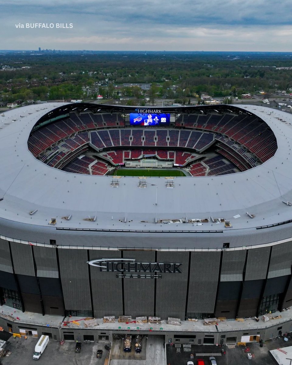 TuckahoeTurf's tweet photo. A glimpse at the NEW Highmark Stadium, finished with our Game Day Sod® from the ground up. 🏟️

📸: @buffalobills

#buffalobills #highmarkstadium #fifa #gamedaysod® https://t.co/LrBlDO0U5e