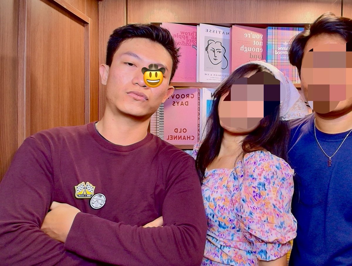 RajaDan05's tweet photo. Pengen foto bareng sama kmu https://t.co/7yCFa5KNqS
