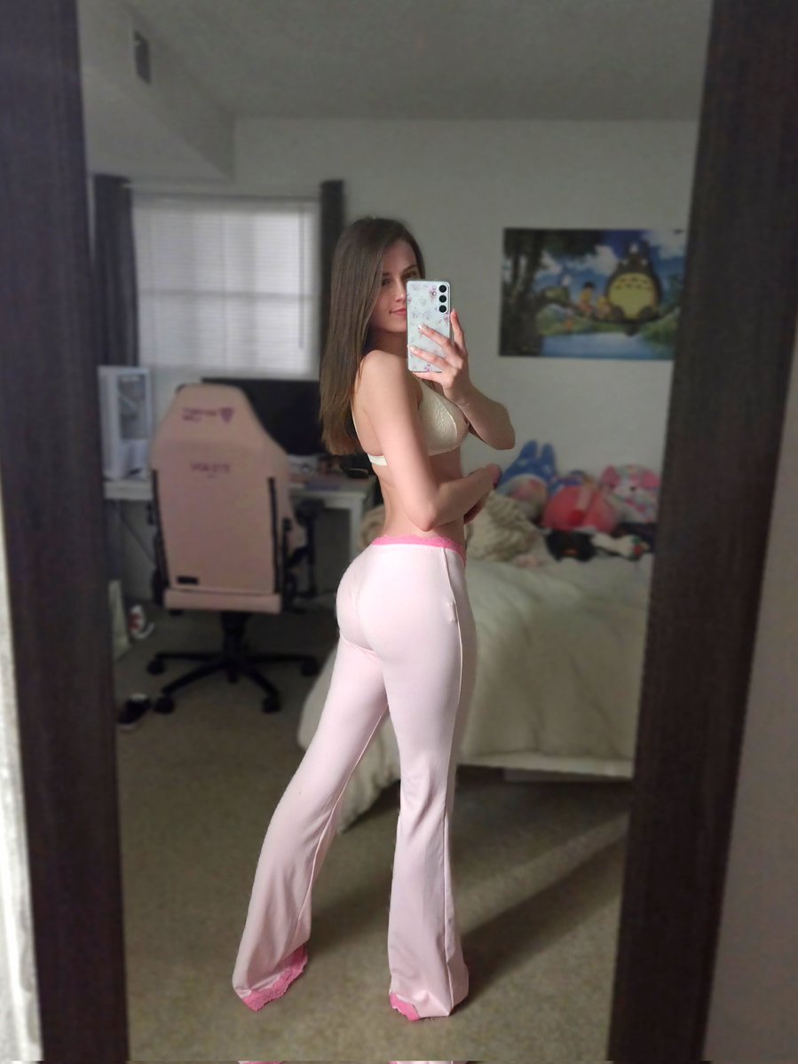 Gemma Elle tweet media