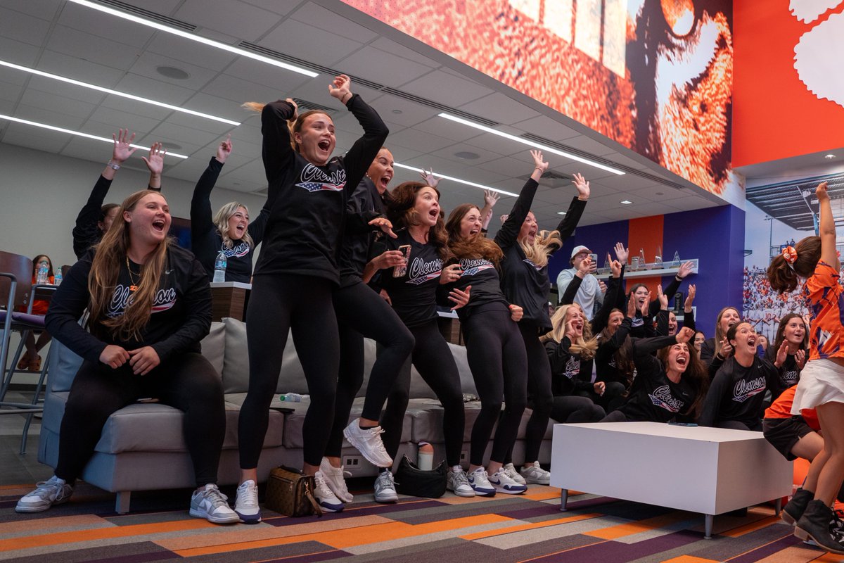 clemsonsoftball's tweet photo. Your Clemson Tigers are headed to the Athens Regional as the No. 6 Seed and will face UNC Greensboro on Friday at 4:30 p.m. on ACC Network https://t.co/2IQioVeDrn