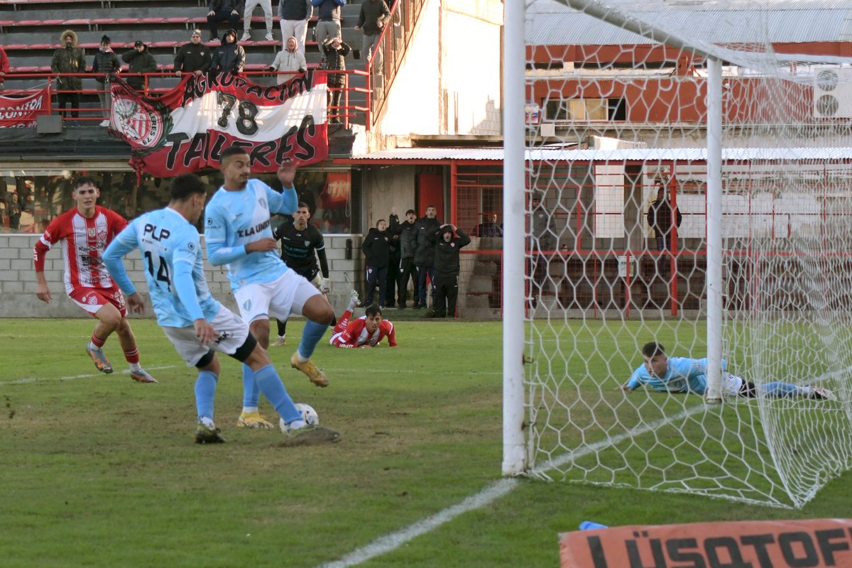 aricappelletti's tweet photo. La secuencia del gol del que hablan  sin saber (?)medios extranjeros https://t.co/UWBdrM3un3