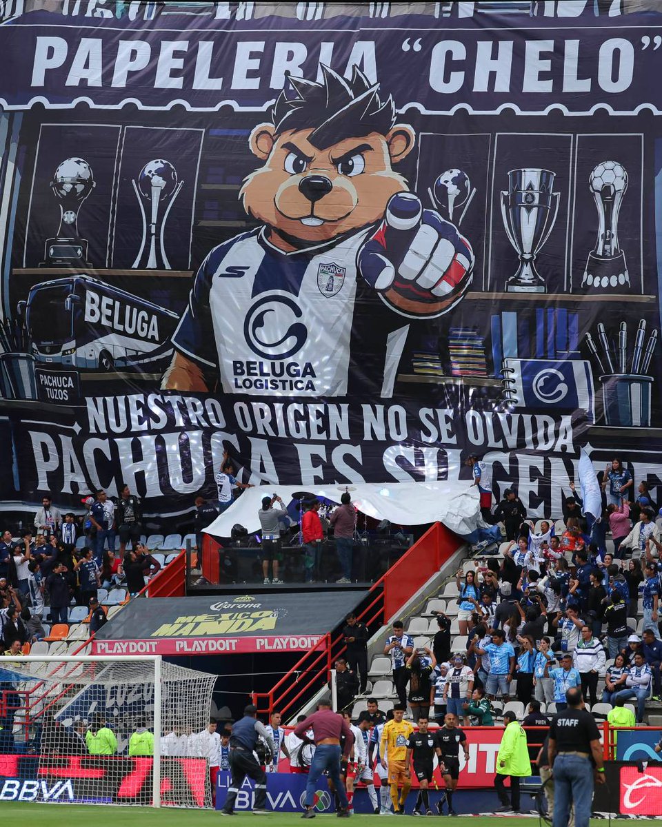 LigaBBVAMX's tweet photo. Domingo especial para festejar a mamá y que mejor regalo que llevarla al estadio. 👩👧🏟️
¡Nadie se pierde #LaFiestaDeLaAfición! 🥳
#CFPACTOL #ConMéxicoC26 https://t.co/aYpAQkwCOJ