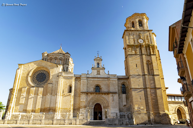 ElGuisanteVerde's tweet image. El sobrio edificio de San Sebastián de los Caballeros, #Toro, #Zamora acoge uno de los mejores ejemplos de pintura de estilo gótico lineal de la Península, un auténtico tesoro...  (imagen: Colegiata Sta.María la Mayor) blgs.co/TP2wn4