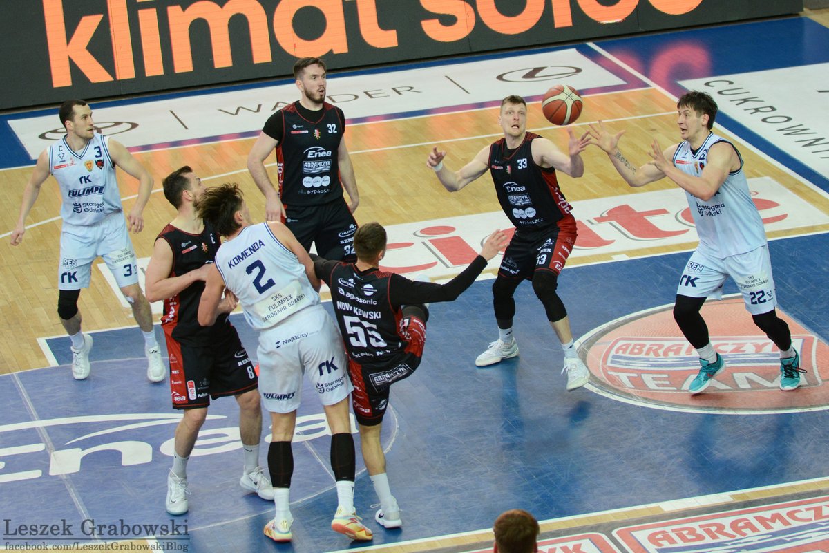 L_Grabowski's tweet image. Zdjęcia z rywalizacji @KK_Astoria-@sksstarogard w ramach #1LKosz na fan page'u #LeszekGrabowski: facebook.com/media/set/?van…
#Enea #Abramczyk #AstoriaBydgoszcz #Bydgoszcz #SKSStarogardGdański #KociewskieDiabły #StarogardGdański #koszykówka #basketball #fotorelacja #zdjęcia