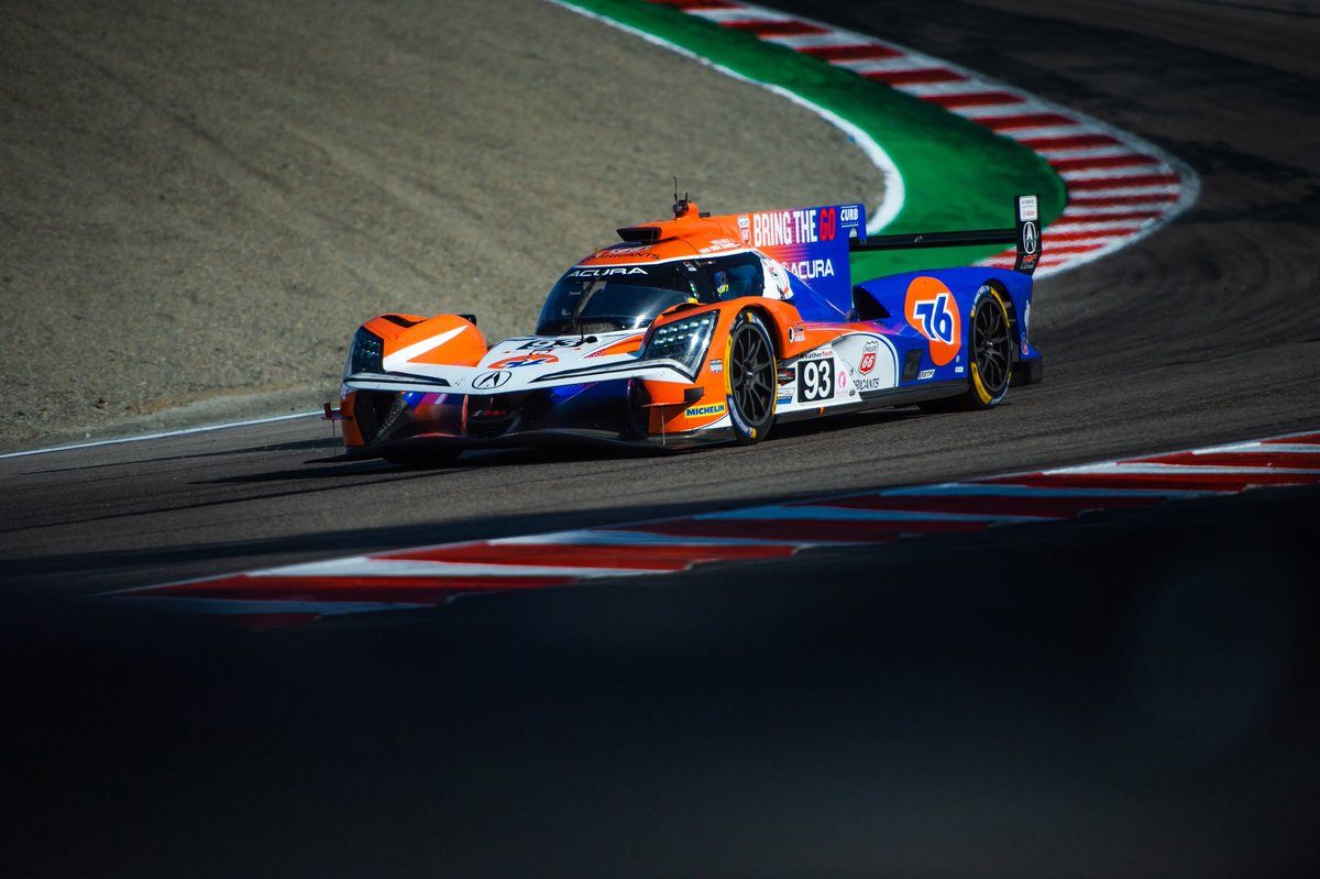MeyerShankRac's tweet image. 15 minutes in Nick Yelloly is holding strong in P3 in the No. 93. 

After the contact and off track excursion, Tom Blomqvist sits P10 in No. 60.

#LagunaSeca // #IMSA // #Acura
