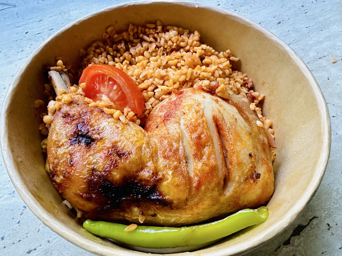 pyoko_kyoko's tweet image. テイクアウトしたランチ🍗

#lunch 
#turkish 
#turkishfood 
#takeaway