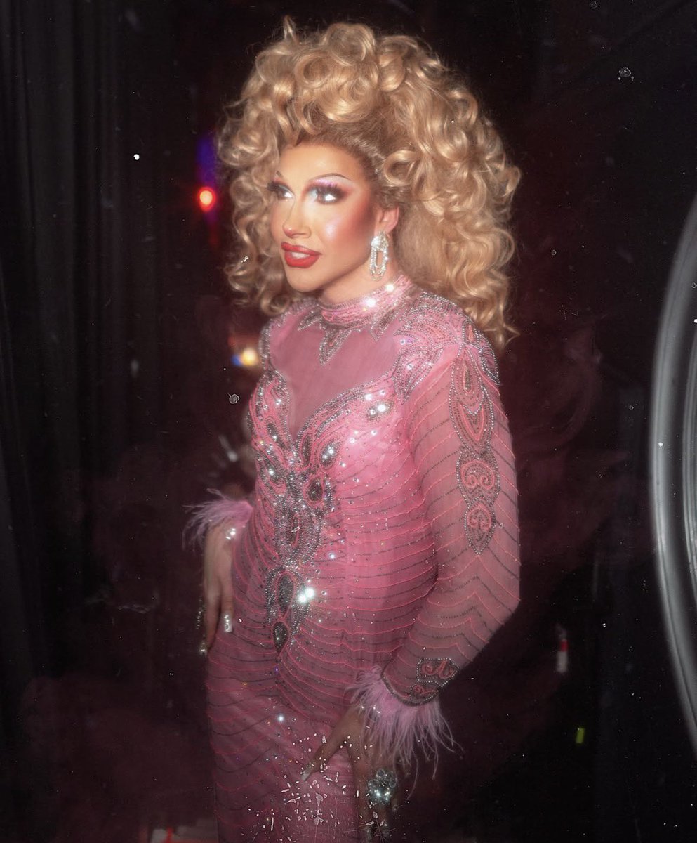 Drag Crave tweet media