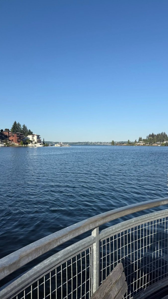 DianeDesignaAI's tweet image. Happy Sunday! beautiful but busy day- working on the #contest campaign with ⁦⁦@daymondjohn⁩ a PR for our #meta advocacy trip and our #coffee campaign #DesignaAI