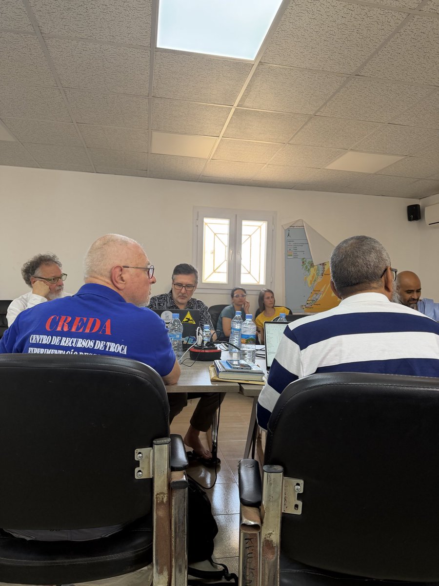 PNBancarguin's tweet image. - Le suivi des indicateurs de Tableau de Bord du Parc par M. Kidé Chef de l’observatoire du PNBA 

- et la revitalisation de l’écotourisme au PNBA par Oumeyr Houessou. 

Restez connecter pour plus d’informations!  

#pnba
#science
#recherche
#bacomab