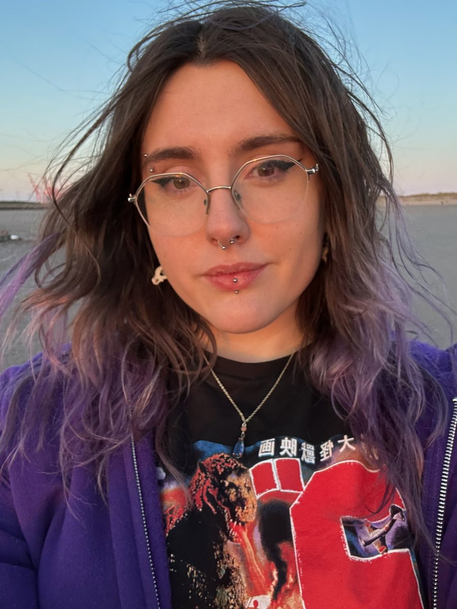 beth🐇 tweet media