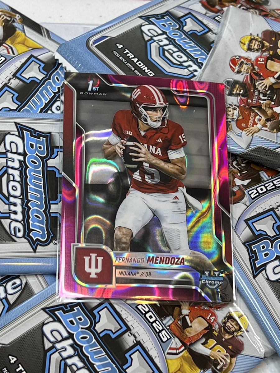 ShamrockSWC's tweet image. Beauty pulled from bowman chrome U! #Mendoza @CardPurchaser