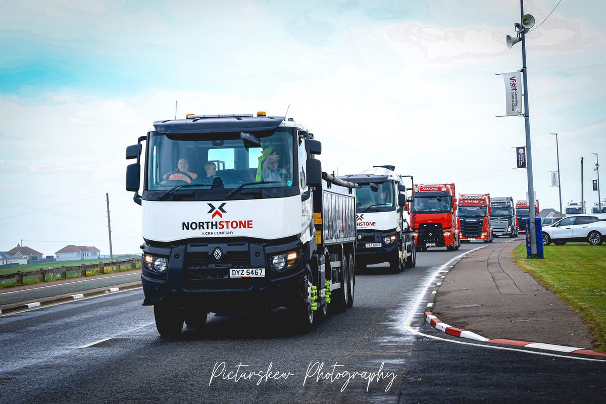 PicturskewPhoto's tweet image. ‘Keep her lit’ the North West Truck Run seen the @northwest200  circuit filled with trucks around the #CausewayCoast supporting Community Rescue services across #northernireland @LoveBallymena @VisitCauseway @exploreccag @TasteCauseway @BBCSPORTNI