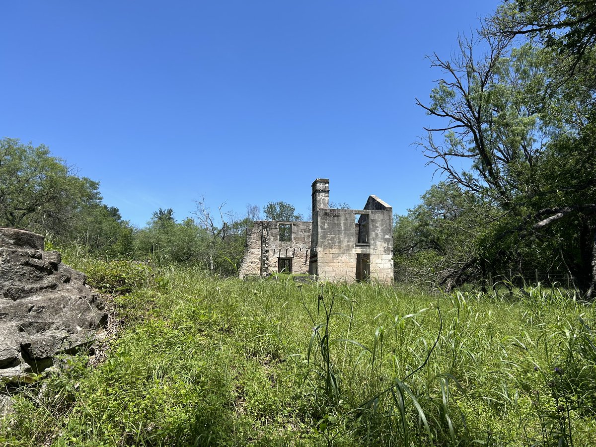 robert_stagg's tweet image. Ruins of a 19thC tenant farmer’s cottage in McKinney Falls State Park, Austin. The house passed through several generations of African-American families over seventy years until being donated to the state in the 1970s.

#Austin 🇺🇸