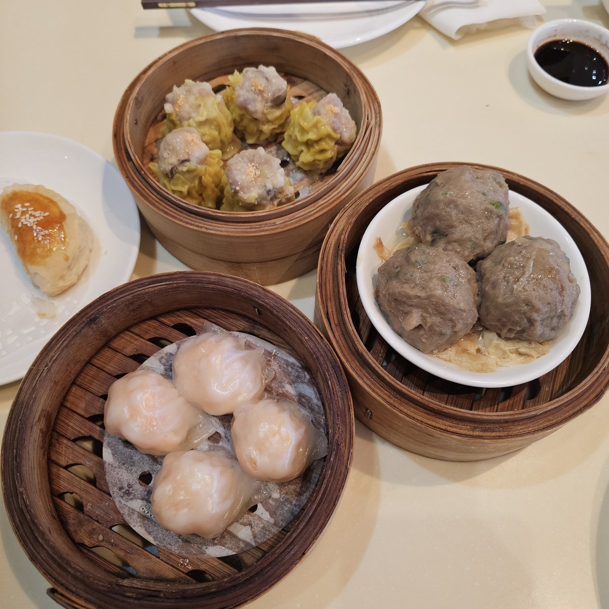 SpeedBrkr's tweet photo. Lunch at #MingHin in #Chinatown! 😋 #Chicago #foodie [1/2] https://t.co/S2p3JfSXTf