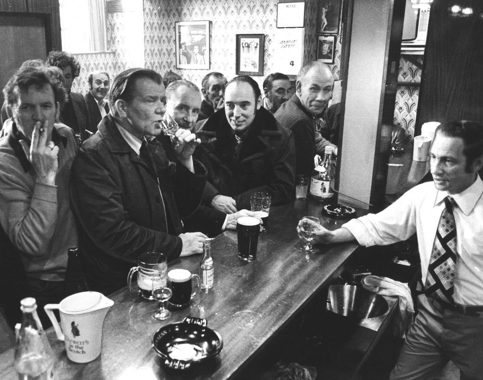 Britains___Pubs's tweet photo. If you enjoy, or appreciate our work on Pubs, history, culture, and the overall content we create or share, kindly follow @Britains___Pubs (if you don't already) and share this post in order to help others find both the page and the subjects we cover. 

Thank you all. 🤝 https://t.co/VnslUuFIXL