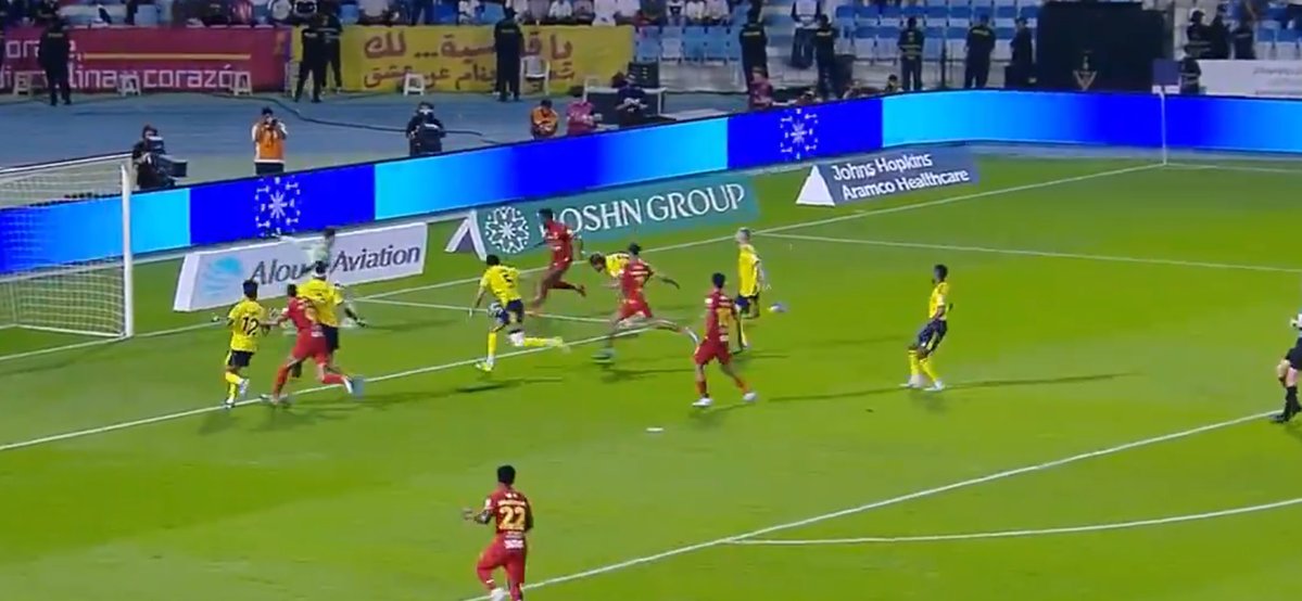 ڤولتارين النصر 💛 💛 tweet media