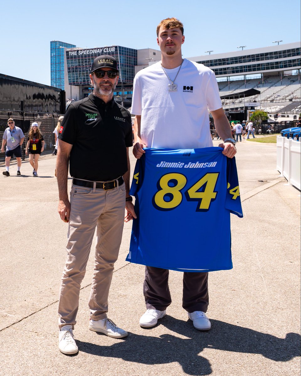 Jimmie Johnson tweet media