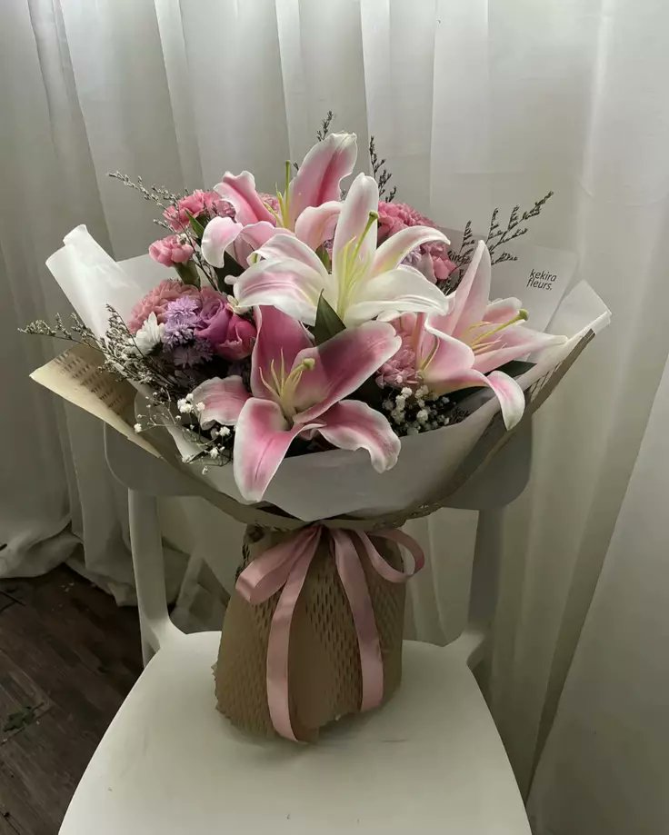 Bloomify tweet media