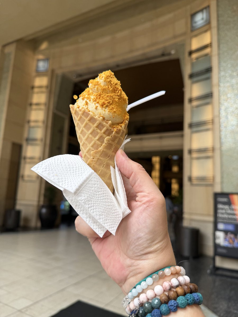 LoraStocker's tweet photo. Celebrating our beloved Robert Osborne on what would have been his birthday. Toasting him with an ice cream cone at #TCMFF 2026. https://t.co/zfwV2cuXbp
