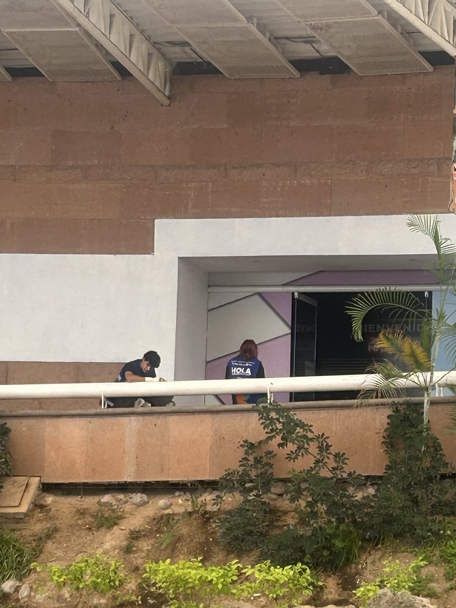 Kaltkaffe's tweet photo. @Aguascalientes Es indignante el estado de descuido en que se encuentra el “Descubre Museo Interactivo de Ciencia y Tecnología”, el personal no se preocupa por ayudar , guiar u orientar en las salas. Todo los chicos en sus celulares. Y a parte de todo cobran. https://t.co/DLArM1gd8U