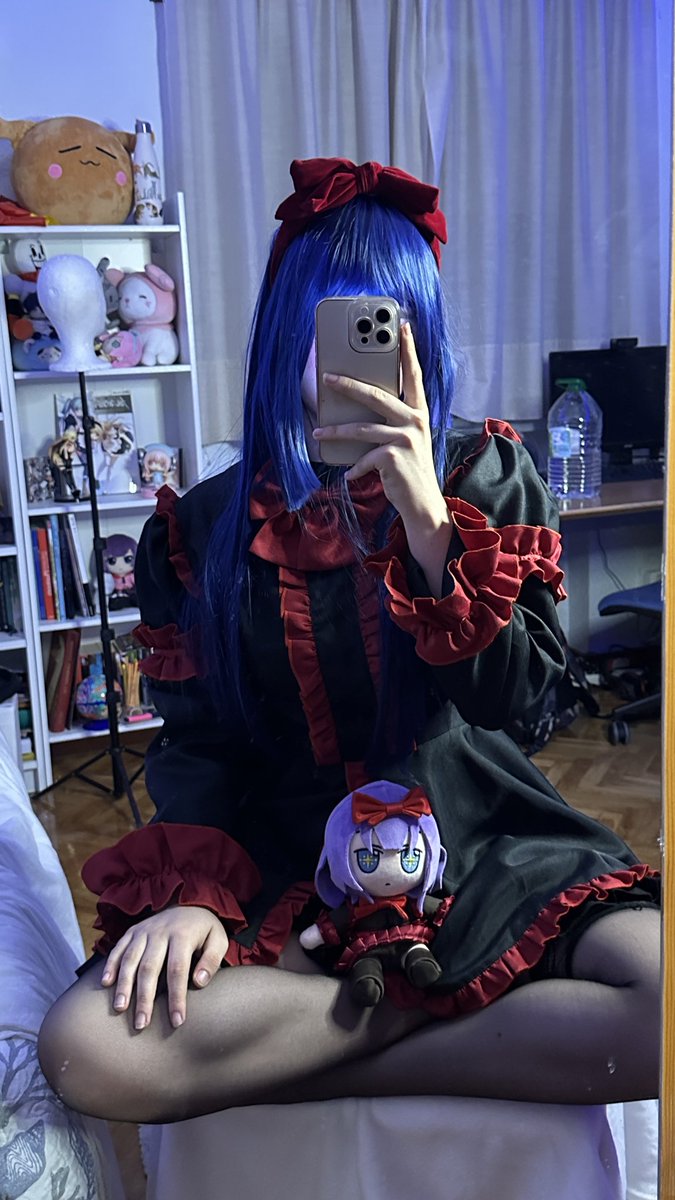 aoi tweet media