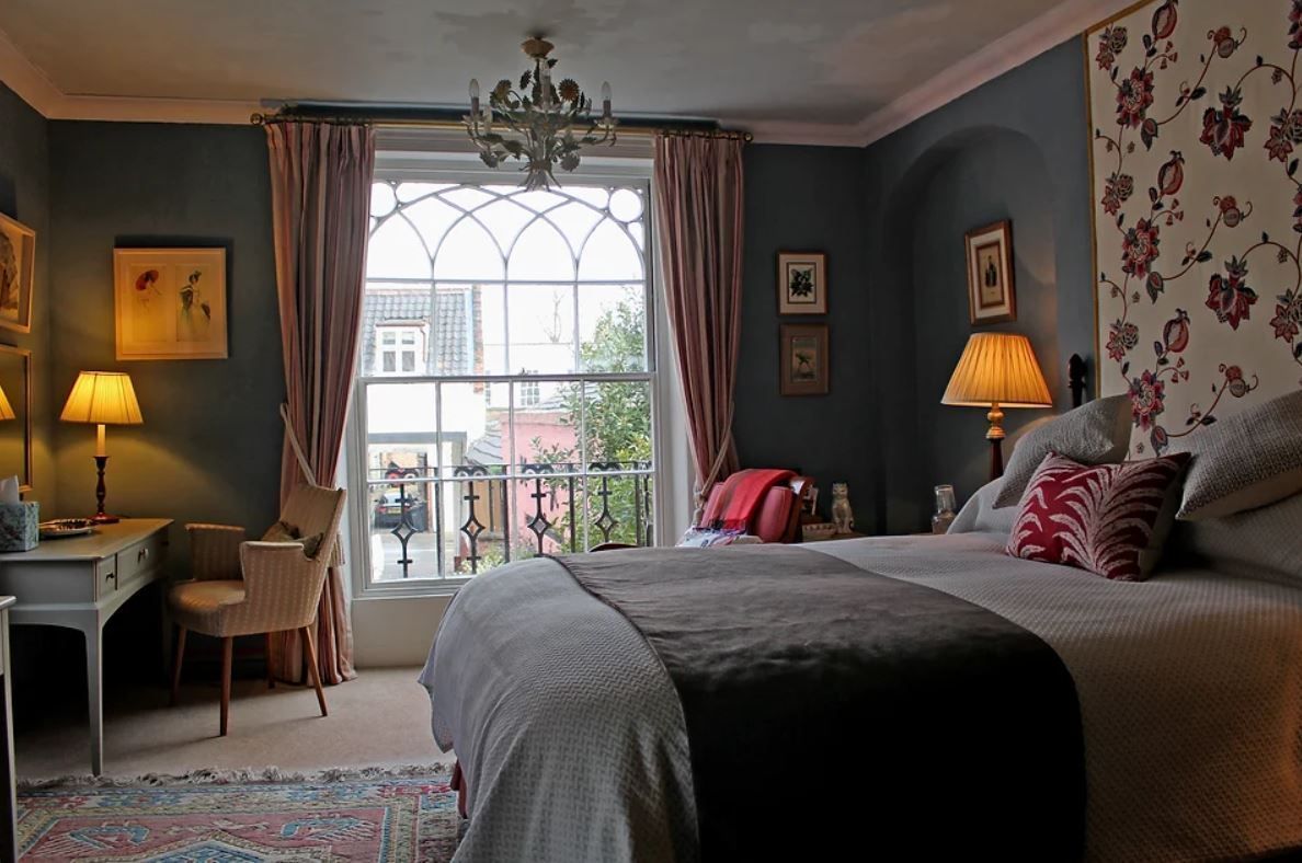 aroundaboutbrit's tweet image. Getaway to Gothic House B&amp;amp;B in Norwich.

Gothic House Bed &amp;amp; Breakfast offers charming accommodation set within a quiet courtyard in the heart of Norwich, just moments from the Cathedral.

aroundaboutbritain.co.uk/Norfolk/5969

#GothicHouse #Norwich #BedAndBreakfast #CityBreak #Norfolk