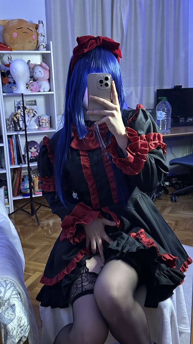 aoi tweet media