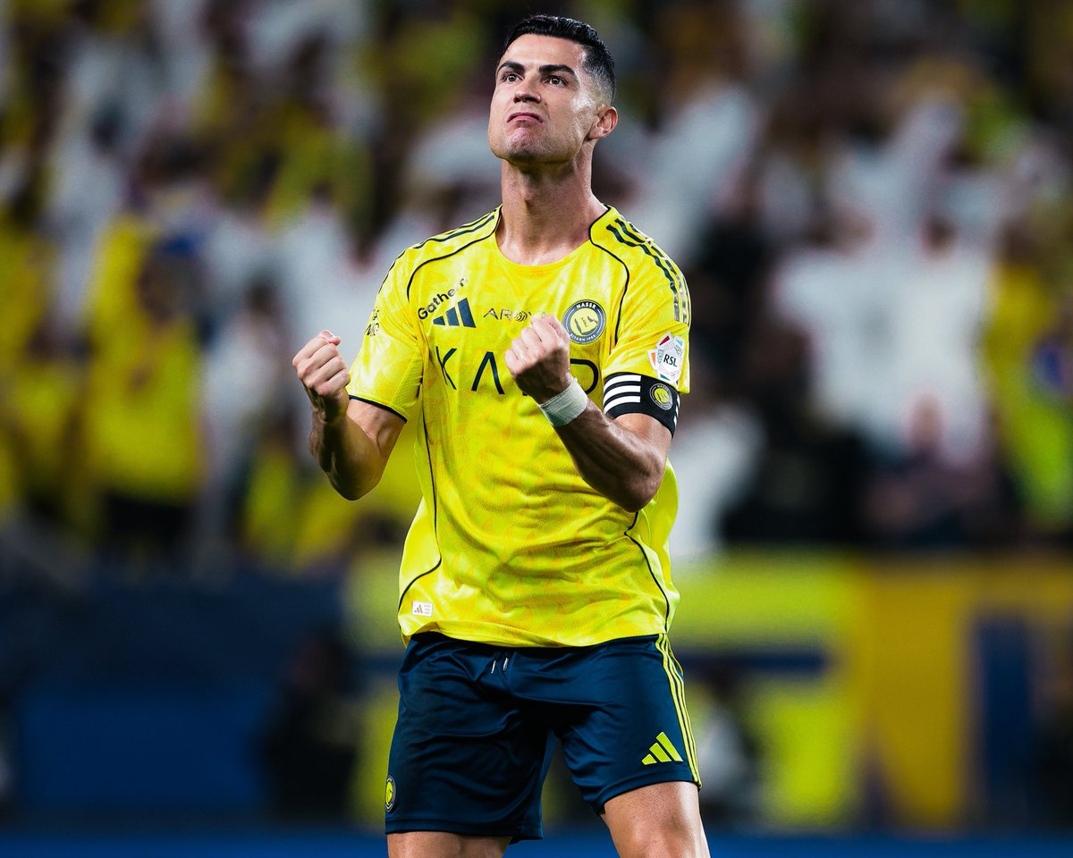 The CR7 Timeline. tweet media