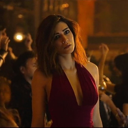 MissFilmyAddict's tweet image. Kriti Sanon Upcoming movies are So great 👌

She will be next Ranbir Kapoor in Female Category 

- Cocktail 2
- No Entry Sequels 
- Untitled Film with Vijay Devarakonda 
- Bhediya 2
- Don 3
- Teri Baaton mein Uljha Jiya 2 

#KritiSanon #Cocktail2 #Bhediya2 #Don3