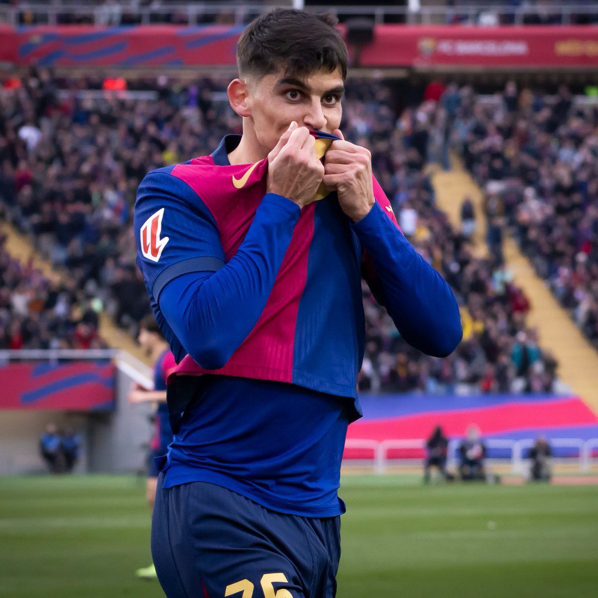 XEUSSINHO💙❤️ tweet media