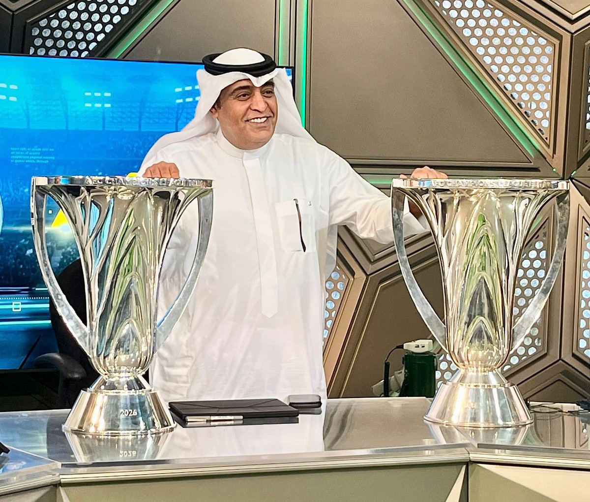 ابومهند الشمراني. tweet media