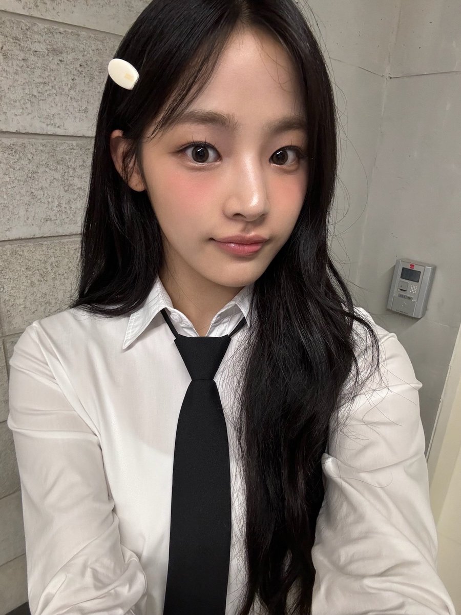 🐻🐶한테설레임 (@gom__aji) on Twitter photo 