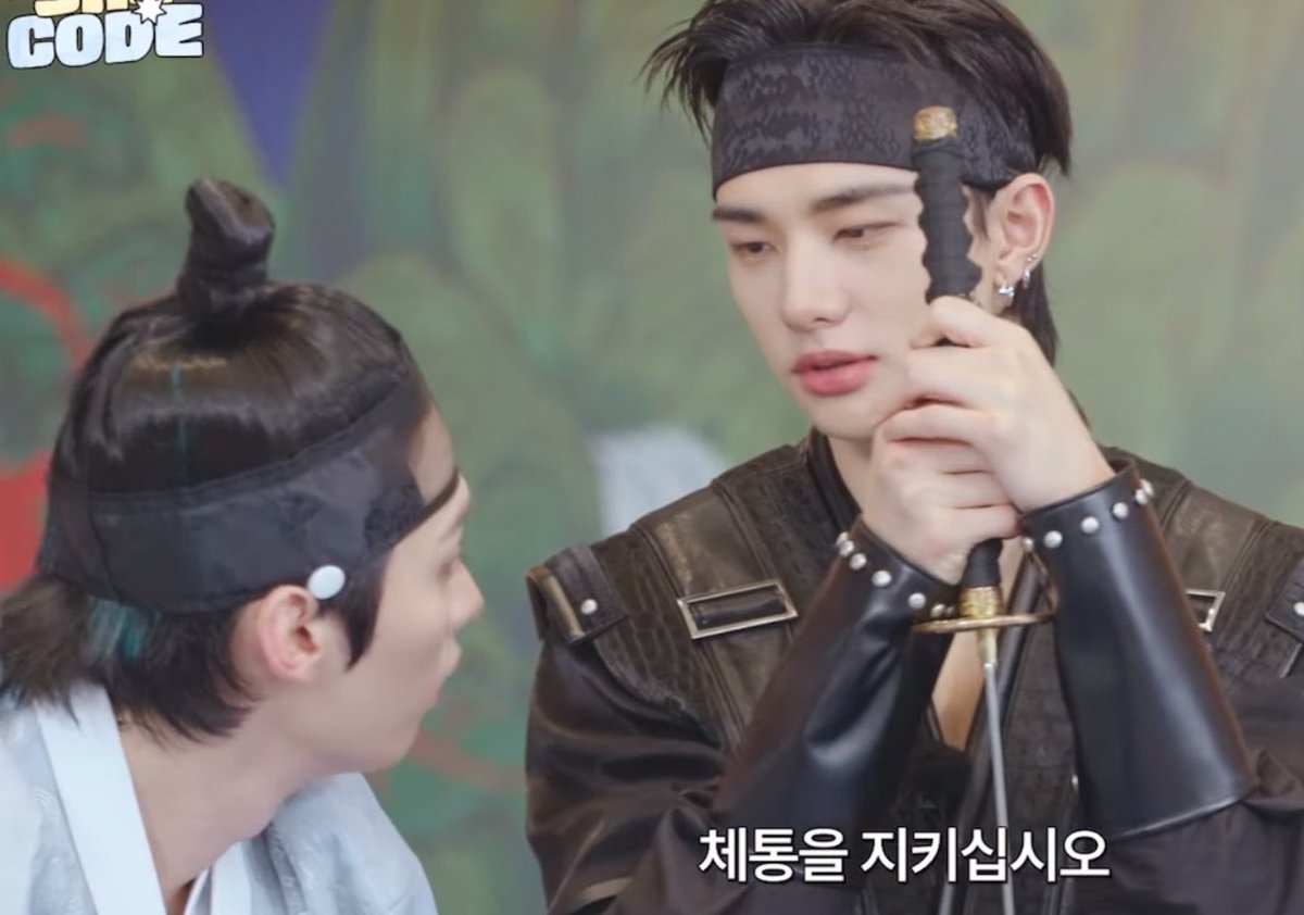 lara IS YOUR FAV HYUNHOER ⤮ fan acc tweet media