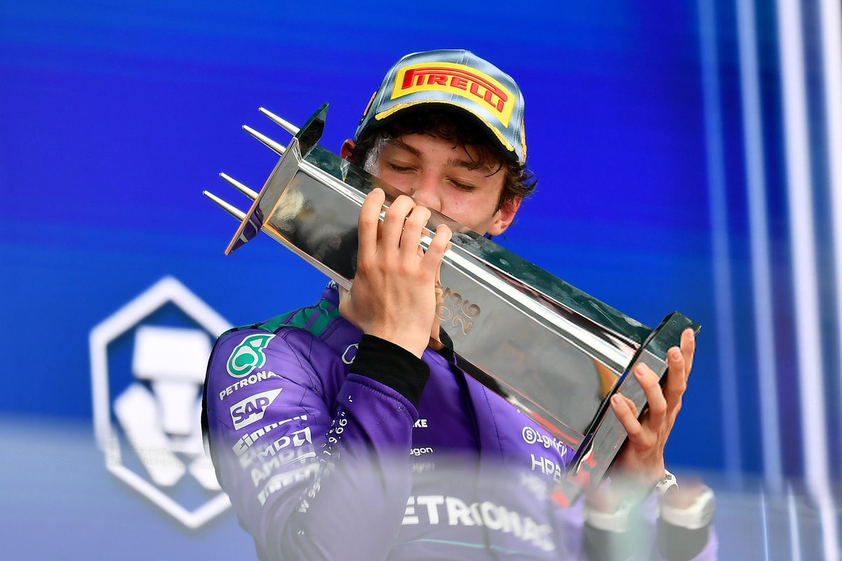 did kimi score points in f1 today? tweet media