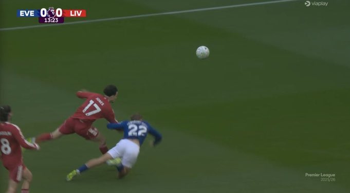 FergieStandards tweet media