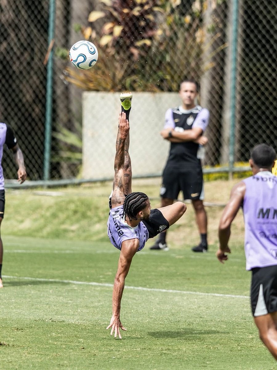 Alexsander⚽🇧🇷 tweet media